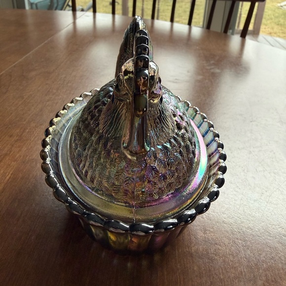 5 inch Rosso rooster on nest. Titanium carnival - Picture 2 of 9